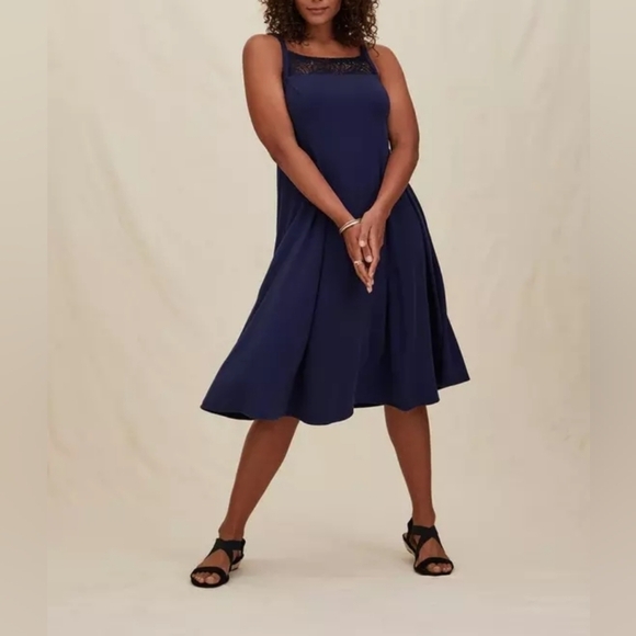 torrid Dresses & Skirts - 1X • Torrid • Navy Lace Inset Neckline Midi Rib Trapeze Dress